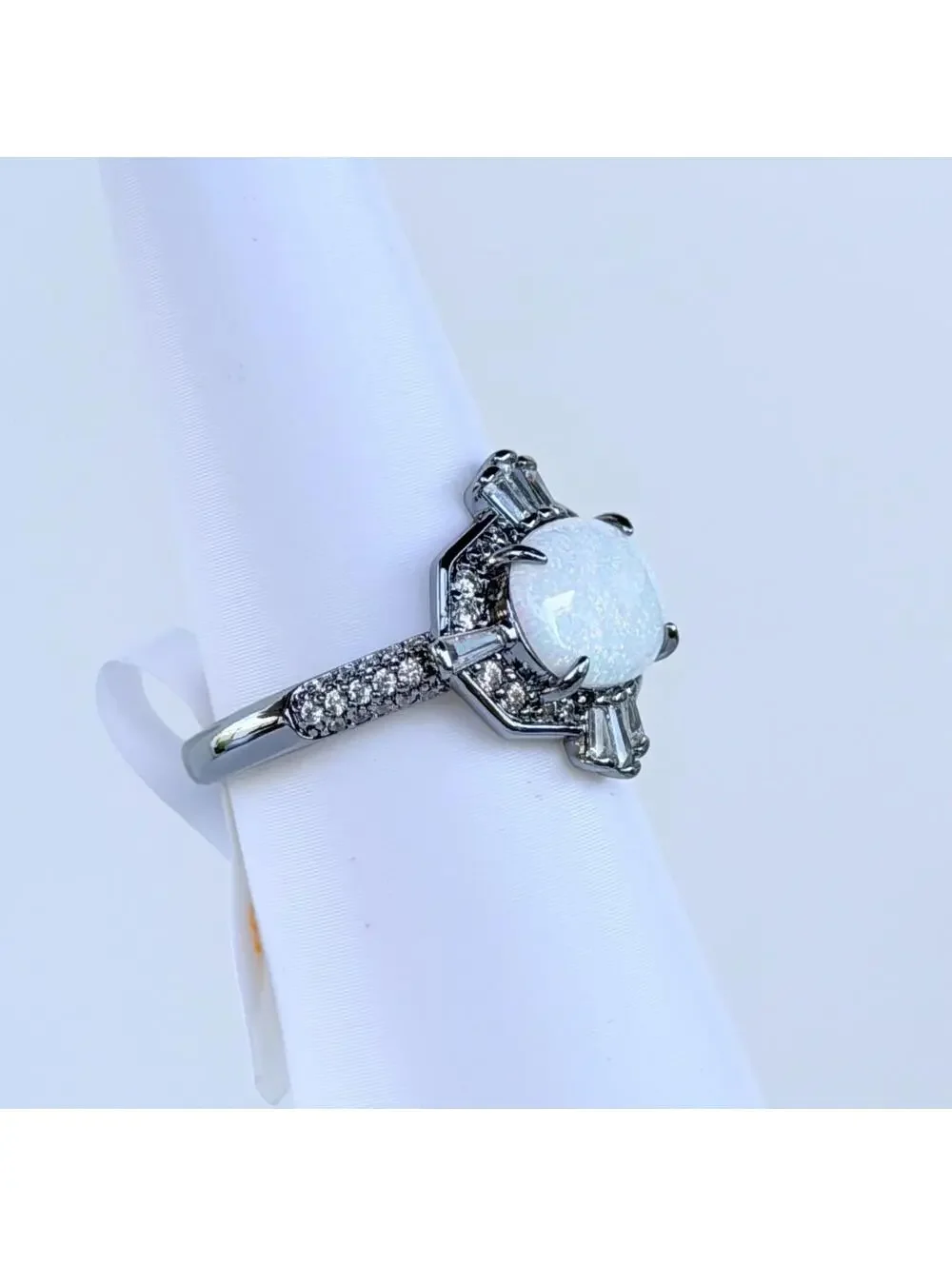 Bomb Party October Ring Sz 7 
